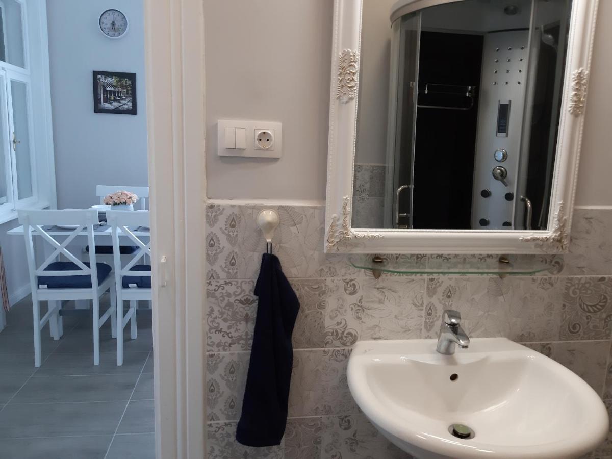 Apartment Jade Vendeghaz